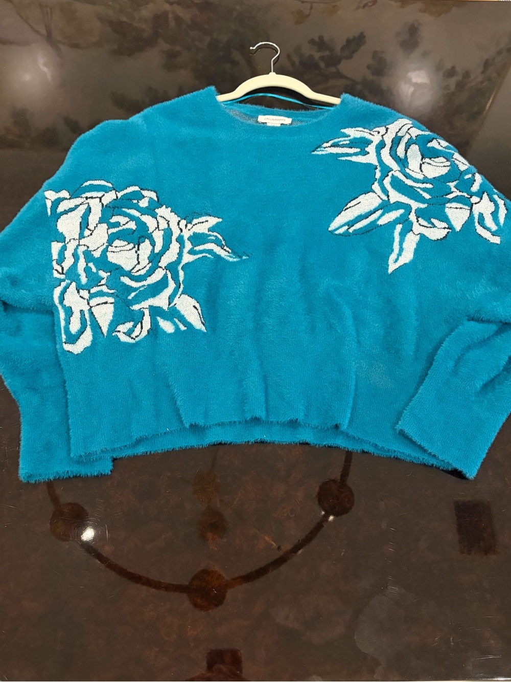 Women’s Sweater